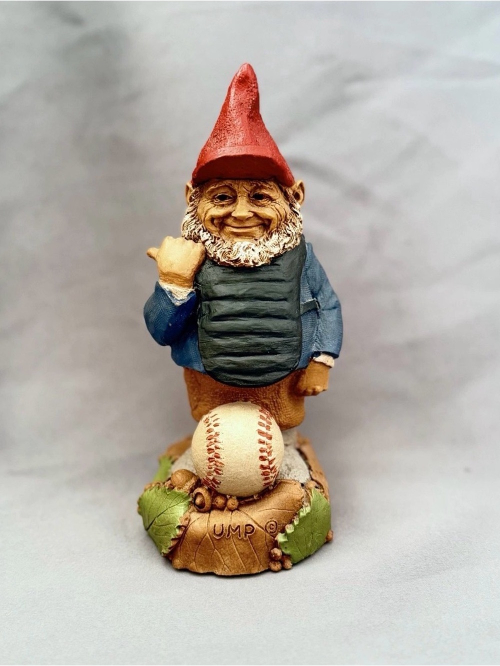 RARE Vintage Retired 1990 Tom Clark Gnome Figurine Baseball "UMP" EUC